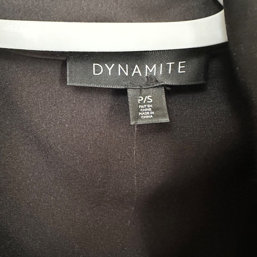 Wrap Around Cropped Blouse - Picture 4 of 4
